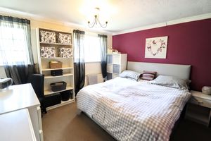 Bedroom- click for photo gallery